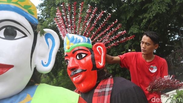 Persiapan Bundaran HI Menyambut Tahun Baru