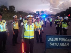 Malam Tahun Baru, Jalur Gadog Menuju Puncak Ditutup