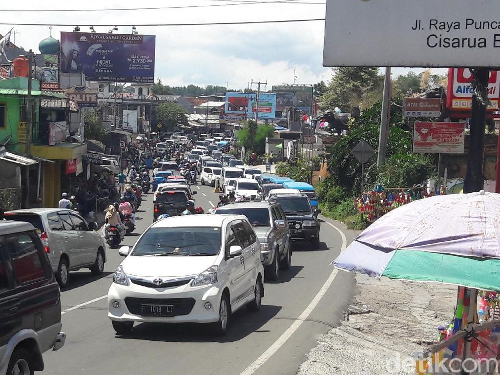 Mimpi Bereskan Macet Puncak: Bangun LRT hingga Cable Car Mimpi Bereskan Macet Puncak: Bangun LRT hingga Cable Car