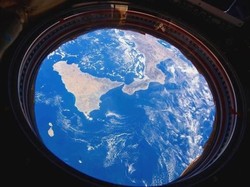 Netizen Tak Rela NASA Vakum