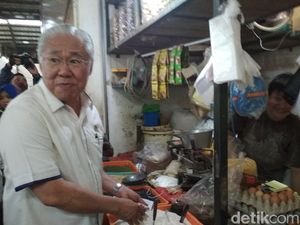 Sambut Tahun Baru, Mendag Sidak Pasar di Cirebon