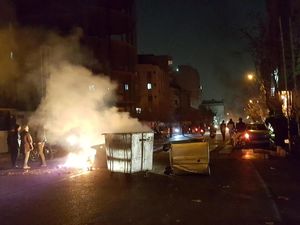 Potret Gelombang Demo Antipemerintah di Iran Potret Gelombang Demo Antipemerintah di Iran