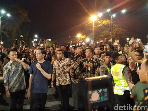 Foto: Jokowi Sampai Kim Jong Un, Para Pemimpin Dunia dengan Gaya Uniknya