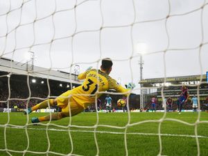 Ederson Sang Juru Selamat City