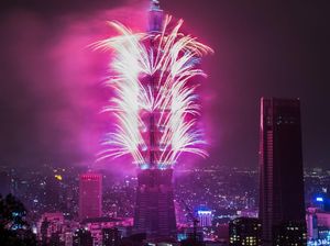 Aneka Pesta Kembang Api Spektakuler di Asia