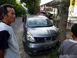 Awal Pergantian Tahun, Dua Mobil Terlibat Kecelakaan di Ponorogo