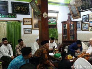 2 Putra KH Maemoen Zubair Ini Membuka Diri Jadi Cawagub Jateng