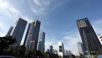 Langit Biru Hiasi Kota Jakarta di Awal Tahun 2018