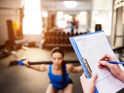 Bolehkah Latihan Beban Saat Puasa?