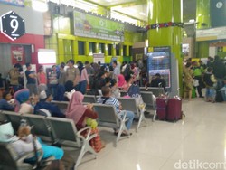 Pasca Bom Jatim, Pengawasan Stasiun Gambir dan Senen Diperketat