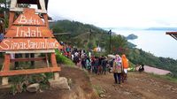 Foto: Tempat Melihat Panorama Danau Toba nan Indah