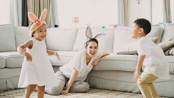 Mengintip Kebersamaan Cathy Sharon dan Dua Buah Hatinya