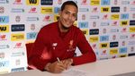 Foto: Van Dijk Kini Merah