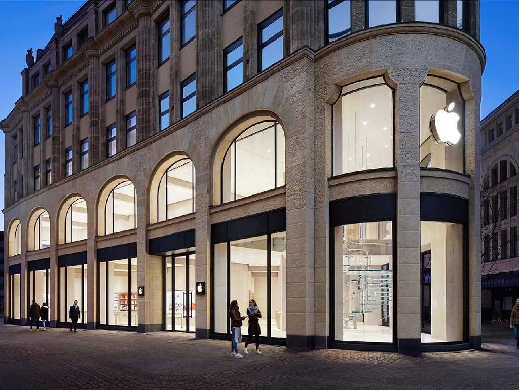Apple Store Dijarah Saat Demo Rompi Kuning di Prancis Apple Store Dijarah Saat Demo Rompi Kuning di Prancis