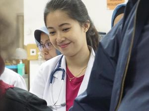 Foto: Tak Kenal Libur, Tahun Baru Mereka Tetap Jaga