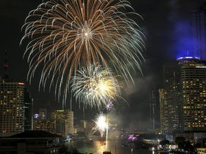 Budaya Unik Menyambut Tahun Baru 2019 di Seluruh Dunia