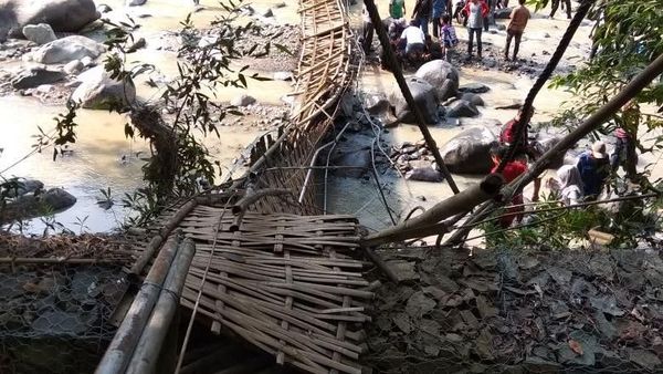 Ini Jembatan Bambu Penangkaran Rusa yang Putus dan Bikin 30 Orang Luka