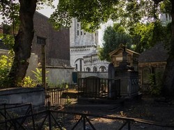 Kisah Kuburan di Paris yang Hanya Buka 2 Kali Setahun