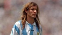Claudio Caniggia dinyatakan positif menggunakan kokain saat di AS Roma pada 1993. Caniggia langgung dijatuhi hukuman 13 bulan larangan bermain. (Foto: Stephen Du/Getty Images)