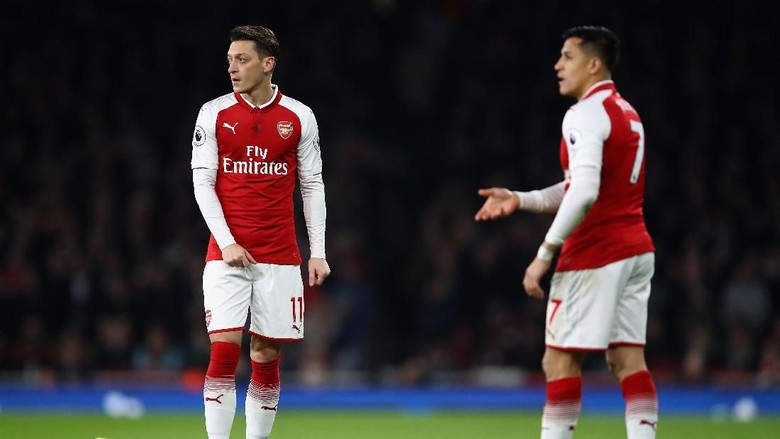 Wenger Sebut Oezil Mungkin Bertahan, Sanchez Bisa Jadi Pergi Wenger Sebut Oezil Mungkin Bertahan, Sanchez Bisa Jadi Pergi