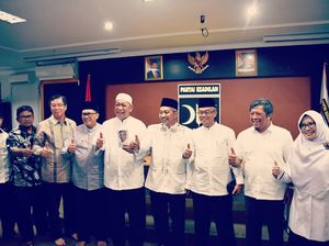 Foto: Momen Kemesraan PKS-Demiz yang Terpisahkan Kontrak Politik