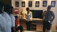 Foto: Ditangkap, Begini Tampang Jennifer Dunn Berbaju Tahanan