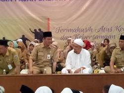 Target Pajak Terlampaui, Anies Syukuran dengan Ustaz Arifin Ilham