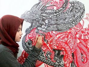 Anis Kurniasih, Seniman yang Melukis dengan Bolpoin Anis Kurniasih, Seniman yang Melukis dengan Bolpoin