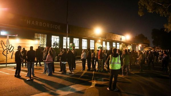 Foto: Ganja Dijual Bebas di California, Warga Serbu Apotek