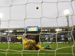 Rahasia Ederson Moraes Memblok Penalti