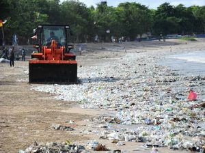 Foto: Wajah Bali yang Penuh Sampah