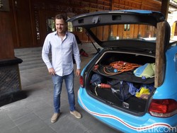 Bule Belanda Modifikasi VW Golf Jadi Mobil Listrik, Mampir ke Solo