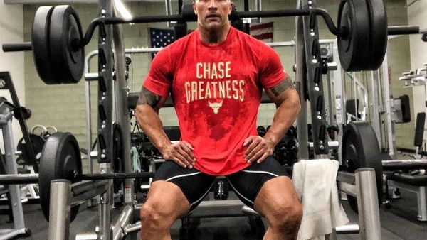 Foto: Gaya Olahraga Para Aktor Betubuh Kekar yang Suka Main Film Action