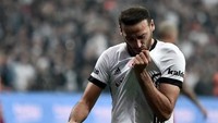Setelah belanja banyak di bursa transfer musim panas lalu, Everton kembali membeli pemain dengan harga tinggi di Januari ini. Cenk Tosun diangkut dari Besiktas dengan harga 27 juta pound sterling. (Ozan Kose/AFP)