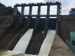 Pintu Waduk Dibuka, Warga Kampar di Hilir Diminta Waspada