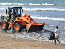 Belajar dari Fenomena Sampah di Bali: Jangan Buang Sampah ke Laut!