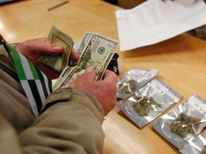 California Bebaskan Penjualan Ganja Sejak 1 Januari