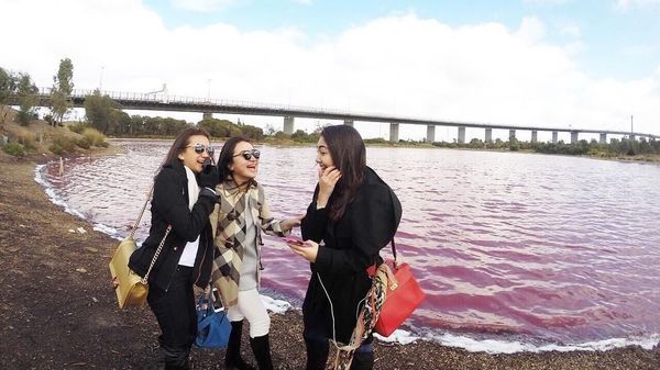 Foto: Gaya Anak-anak Sarita, Wanita yang Suaminya Direbut Jennifer Dunn