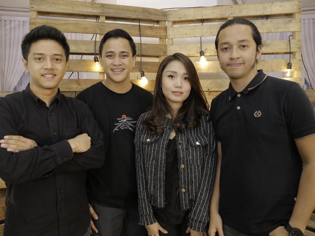 HIVI! hingga Yura Yunita Jadi Puncak Pucuk Cool Jam Festival 2018 HIVI! hingga Yura Yunita Jadi Puncak Pucuk Cool Jam Festival 2018