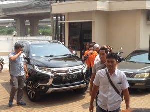 Faisal Haris Tegaskan Tak Ada Hubungan Spesial dengan Jennifer Dunn