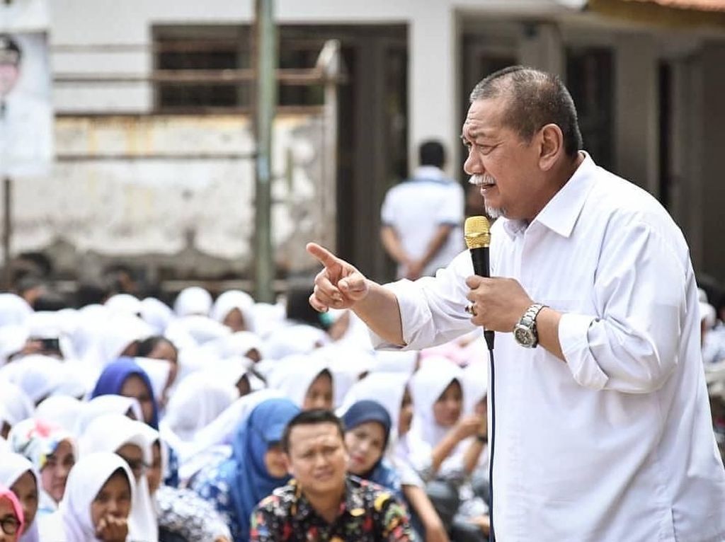 Deddy Mizwar Jadi Jubir Jokowi, PAN Singgung Hasil Pilgub Jabar Deddy Mizwar Jadi Jubir Jokowi, PAN Singgung Hasil Pilgub Jabar