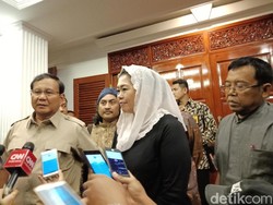 Meski Tak Jadi Usung Yenny Wahid di Jatim, Prabowo: Enjoy Saja