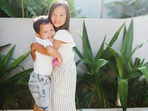 Aksi Menggemaskan Kiyomi dan Kenji, Buah Hati Jennifer dan Irfan Bachdim