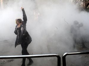 Di Balik Gelombang Protes Iran: Ketidakpuasan pada Pemerintahan Mullah