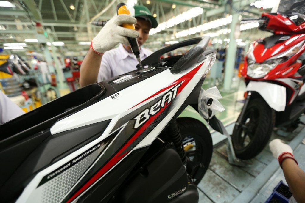 PT Astra Honda Motor (AHM) mengawali tahun 2018 dengan meluncurkan desain grafis terbaru untuk New Honda BeAT eSP dan New Honda BeAT Street eSP yang membuatnya semakin tampil menyenangkan dan lebih mengekspresikan gaya aktif serta tren remaja masa kini.