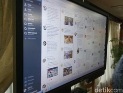 Fahri Tertawa Saat Intip Polling Capres Fadli Zon di Twitter