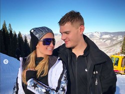 Paris Hilton Mantap Menikah, Keluarga Terkejut