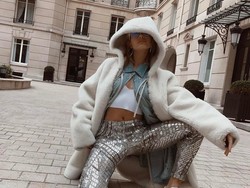 Diprediksi Jadi Tren, Artis Ramai-ramai Pose Seperti Ini di Instagram