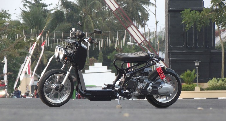 Suzuki Spin 125 Versi Telanjang ala Honda Ruckus Suzuki Spin 125 Versi Telanjang ala Honda Ruckus