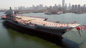 China Pamer Kapal Induk dan Pesawat Canggih